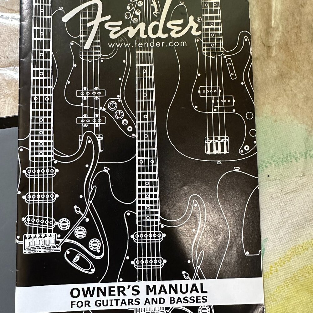 Vintage Fender Owner's Manual for Guitars and Basses 2002